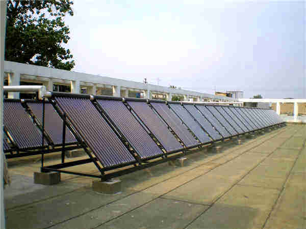 設(shè)計(jì)太陽能熱水工程需要考慮哪些方面的情況